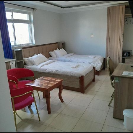 Equine Hotel Ruiru Экстерьер фото